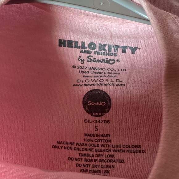 Sanrio hello kitty and friends pink tee - Picture 3 of 3